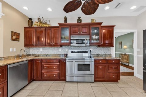 House in Punta Gorda, Florida 3 bedrooms, 186.27 sq.m. № 2431069 - photo 19