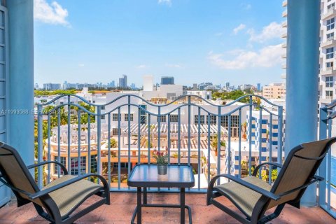 Condominio en alquiler en Miami Beach, Florida, 1 dormitorio, 87.33 m2 № 2057249 - foto 3