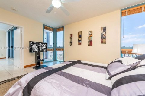 Condominio en alquiler en Miami Beach, Florida, 1 dormitorio, 87.33 m2 № 2057249 - foto 8