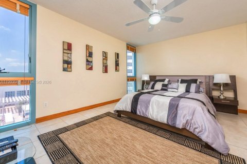 Condominio en alquiler en Miami Beach, Florida, 1 dormitorio, 87.33 m2 № 2057249 - foto 7