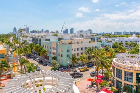 Condominio en Miami Beach, Florida, 1 dormitorio  № 2057249