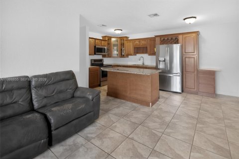 Villa ou maison à vendre à North Miami, Floride: 3 chambres, 96.15 m2 № 2065033 - photo 8
