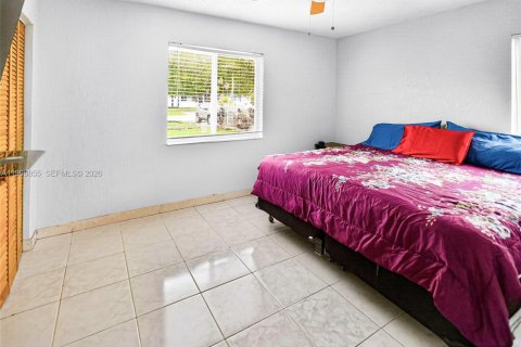 Villa ou maison à vendre à North Miami, Floride: 3 chambres, 96.15 m2 № 2065033 - photo 12