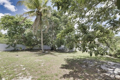 Villa ou maison à vendre à North Miami, Floride: 3 chambres, 96.15 m2 № 2065033 - photo 22