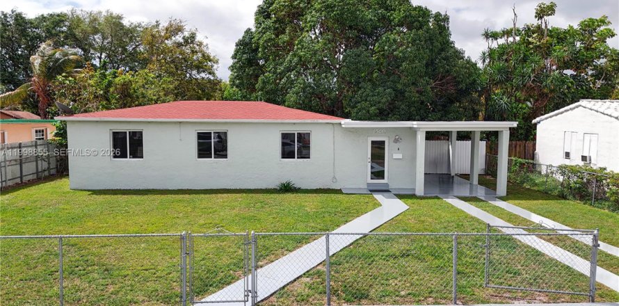 Villa ou maison à North Miami, Floride 3 chambres, 96.15 m2 № 2065033