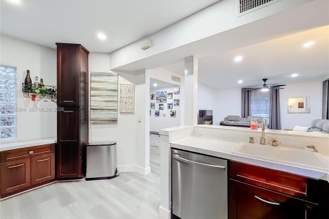 Condominio en venta en Plantation, Florida, 3 dormitorios, 104.05 m2 № 2186405 - foto 7