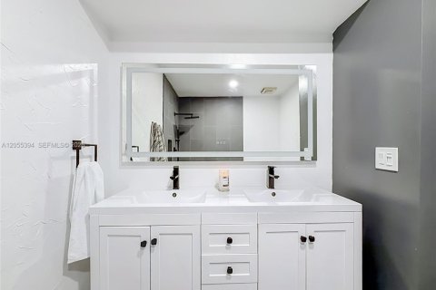 Condominio en venta en Plantation, Florida, 3 dormitorios, 104.05 m2 № 2186405 - foto 28