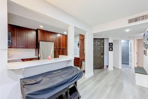 Condominio en venta en Plantation, Florida, 3 dormitorios, 104.05 m2 № 2186405 - foto 13