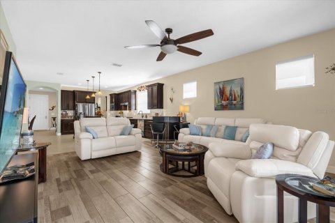 Casa en venta en Davenport, Florida, 2 dormitorios, 191.01 m2 № 2151733 - foto 6