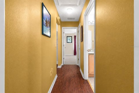 House in The Villages, Florida 3 bedrooms, 129.32 sq.m. № 2105363 - photo 23