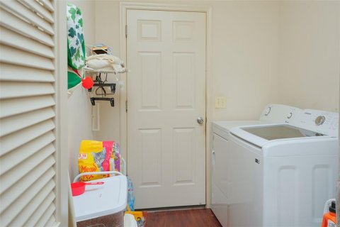 House in The Villages, Florida 3 bedrooms, 129.32 sq.m. № 2105363 - photo 29