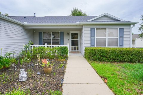 House in The Villages, Florida 3 bedrooms, 129.32 sq.m. № 2105363 - photo 4