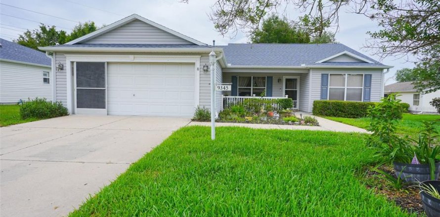 House in The Villages, Florida 3 bedrooms, 129.32 sq.m. № 2105363