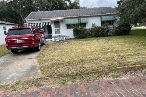 Casa en venta en Apopka, Florida, 2 dormitorios, 91.51 m2 № 1919128 - foto 1