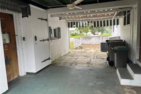 Casa en venta en Apopka, Florida, 2 dormitorios, 91.51 m2 № 1919128 - foto 2