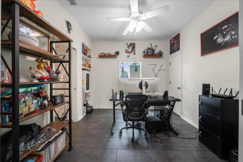 Casa en venta en Oxford, Florida, 4 dormitorios, 244.24 m2 № 2350429 - foto 6