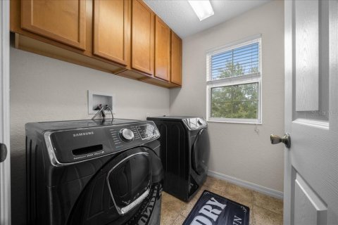 Casa en venta en Oxford, Florida, 4 dormitorios, 244.24 m2 № 2350429 - foto 22