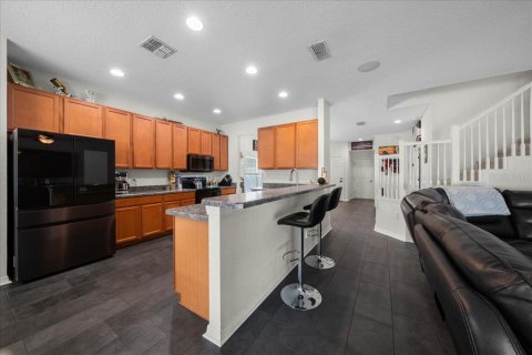Casa en venta en Oxford, Florida, 4 dormitorios, 244.24 m2 № 2350429 - foto 12