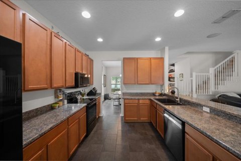 Casa en venta en Oxford, Florida, 4 dormitorios, 244.24 m2 № 2350429 - foto 13