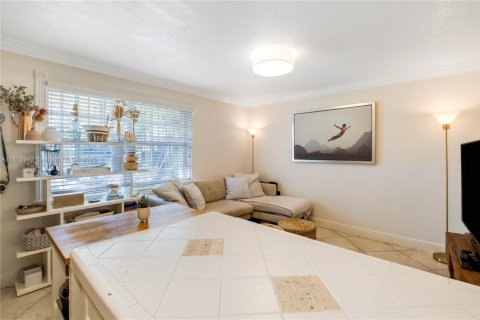 Condominio en alquiler en Miami Beach, Florida, 1 dormitorio, 39.02 m2 № 1896216 - foto 10