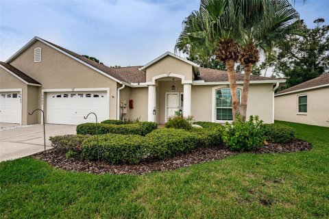 Casa en venta en Seminole, Florida, 3 dormitorios, 135.17 m2 № 1907653 - foto 1