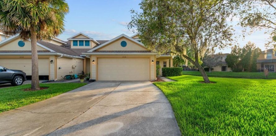 Townhouse in Tampa, Florida 3 bedrooms, 136.57 sq.m. № 1824956