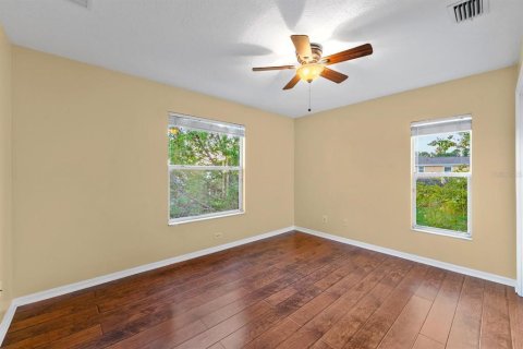 Townhouse in Tampa, Florida 3 bedrooms, 136.57 sq.m. № 1824956 - photo 17