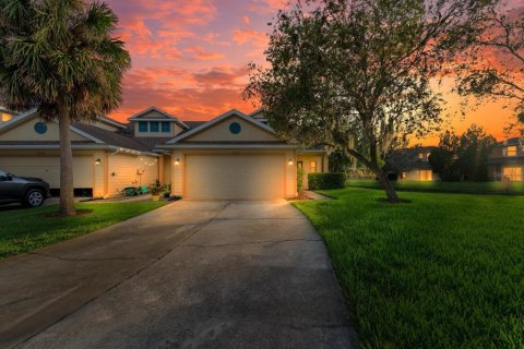 Townhouse in Tampa, Florida 3 bedrooms, 136.57 sq.m. № 1824956 - photo 2