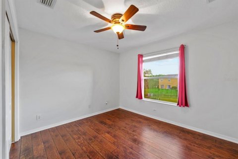 Townhouse in Tampa, Florida 3 bedrooms, 136.57 sq.m. № 1824956 - photo 20