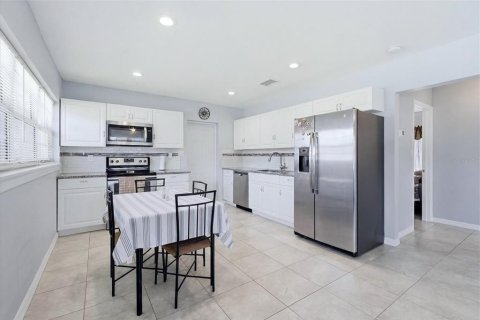 Casa en venta en Palmetto, Florida, 2 dormitorios, 109.25 m2 № 2151943 - foto 8