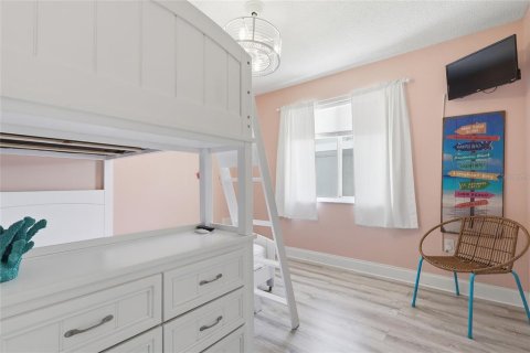 Duplex à vendre à Holmes Beach, Floride: 2 chambres, 84.73 m2 № 2133519 - photo 10