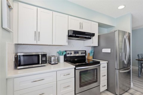 Duplex à vendre à Holmes Beach, Floride: 2 chambres, 84.73 m2 № 2133519 - photo 19