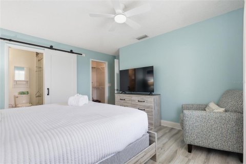 Duplex à vendre à Holmes Beach, Floride: 2 chambres, 84.73 m2 № 2133519 - photo 13