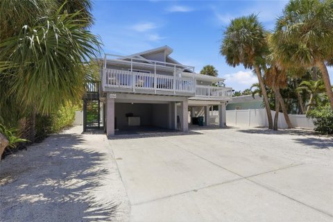 Duplex à vendre à Holmes Beach, Floride: 2 chambres, 84.73 m2 № 2133519 - photo 2