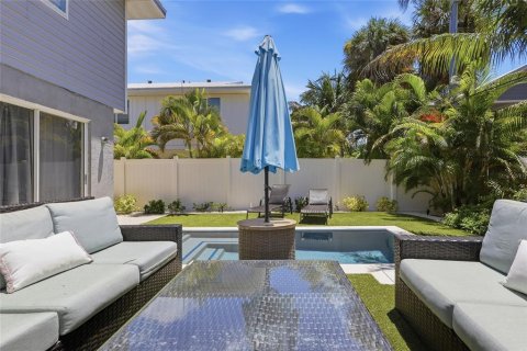 Duplex à vendre à Holmes Beach, Floride: 2 chambres, 84.73 m2 № 2133519 - photo 16