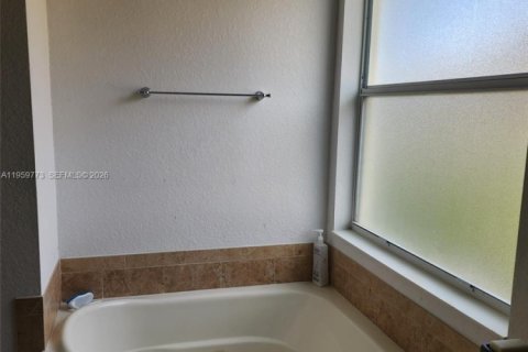 Купить виллу или дом в Сент-Луси, Флорида 4 спальни, 256.32м2, № 2019990 - фото 13