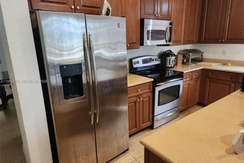 Купить виллу или дом в Сент-Луси, Флорида 4 спальни, 256.32м2, № 2019990 - фото 3