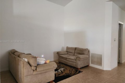 Купить виллу или дом в Сент-Луси, Флорида 4 спальни, 256.32м2, № 2019990 - фото 8