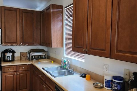 Купить виллу или дом в Сент-Луси, Флорида 4 спальни, 256.32м2, № 2019990 - фото 5