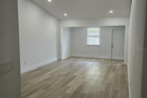 Condominio en alquiler en Palm Harbor, Florida, 2 dormitorios, 88.26 m2 № 1832964 - foto 9