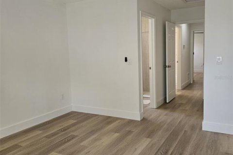 Condominio en alquiler en Palm Harbor, Florida, 2 dormitorios, 88.26 m2 № 1832964 - foto 19