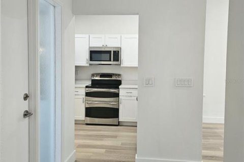 Condominio en alquiler en Palm Harbor, Florida, 2 dormitorios, 88.26 m2 № 1832964 - foto 27