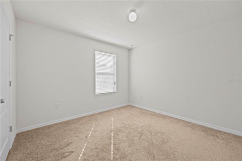 House in Haines City, Florida 4 bedrooms, 250.46 sq.m. № 2223758 - photo 21