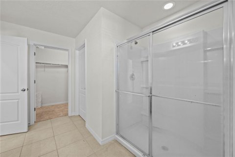 House in Haines City, Florida 4 bedrooms, 250.46 sq.m. № 2223758 - photo 20