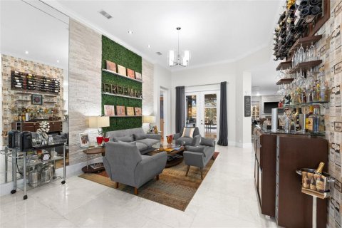House in Windermere, Florida 5 bedrooms, 327.02 sq.m. № 1557309 - photo 9