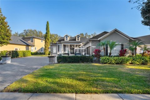 House in Windermere, Florida 5 bedrooms, 327.02 sq.m. № 1557309 - photo 2