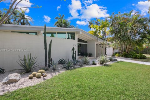 Casa en venta en Miami, Florida, 3 dormitorios, 145.02 m2 № 2007809 - foto 2