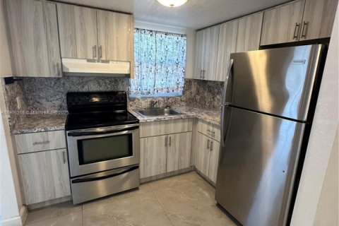 Apartment in Deerfield Beach, Florida 2 bedrooms, 67.82 sq.m. № 1956876 - photo 7