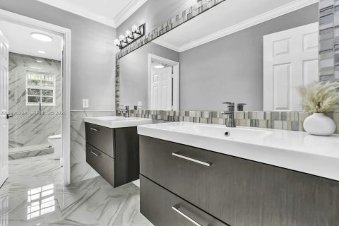 Touwnhouse à vendre à Pembroke Pines, Floride: 3 chambres, 127.09 m2 № 1997919 - photo 23