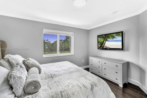 Touwnhouse à vendre à Pembroke Pines, Floride: 3 chambres, 127.09 m2 № 1997919 - photo 21